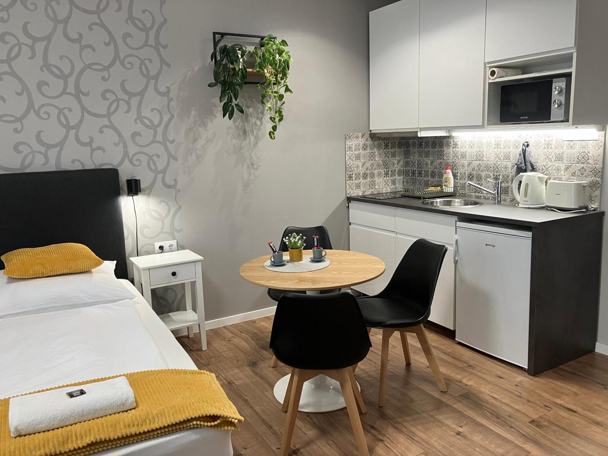 Illa Apartments Eger Exterior photo